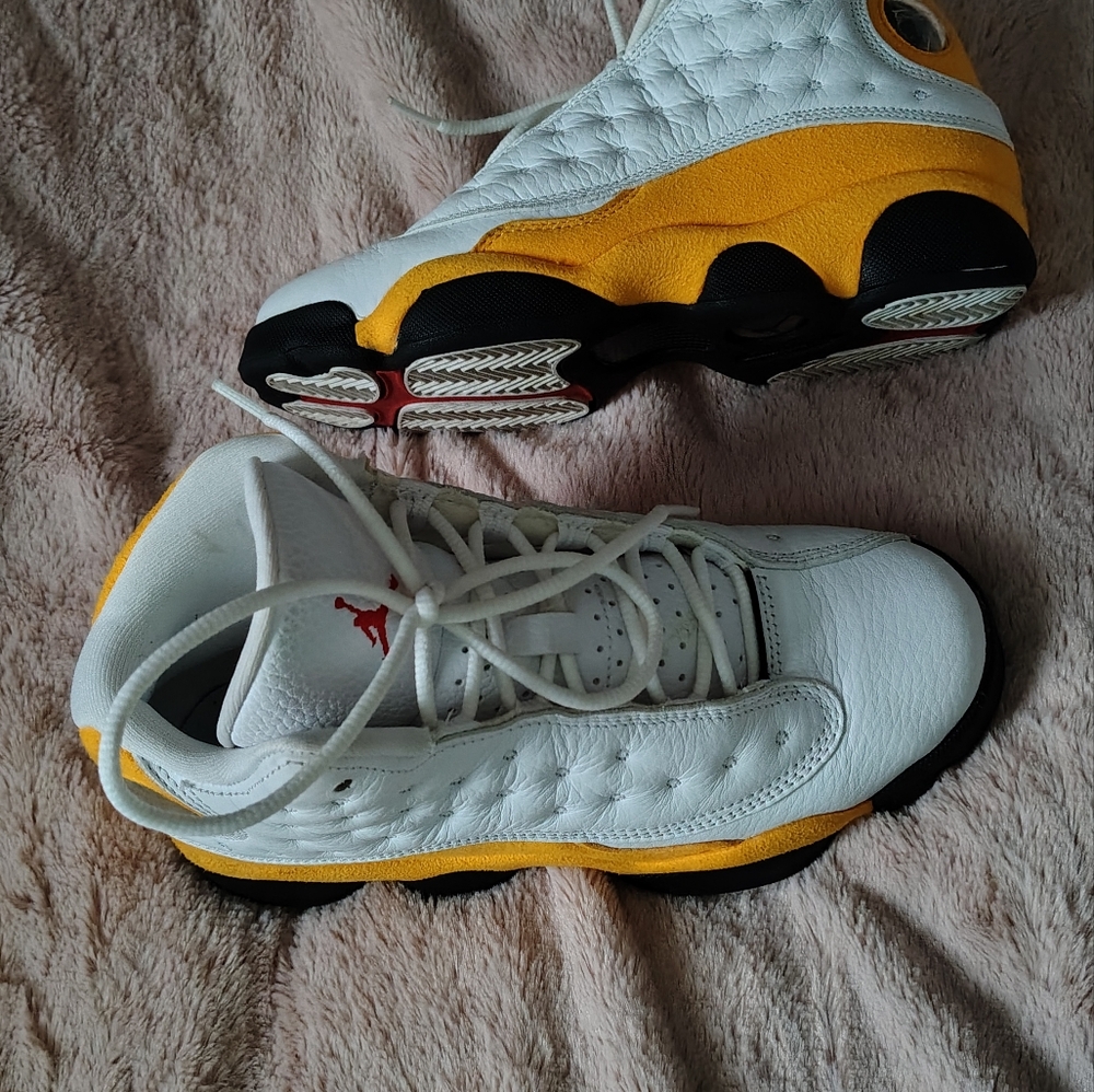 Jordans sz 5y